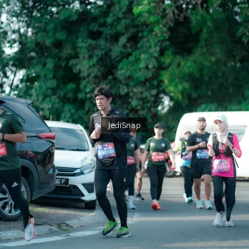 Runner Photo 3933143