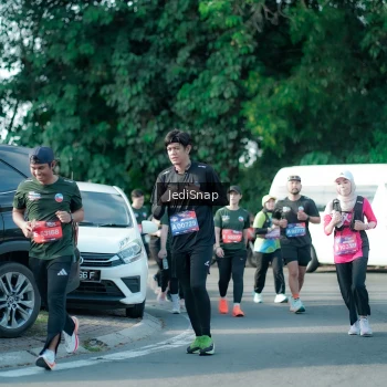 Runner Photo 3933166