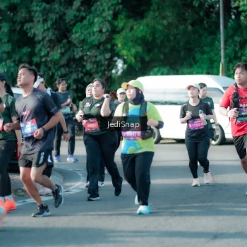Runner Photo 3933251