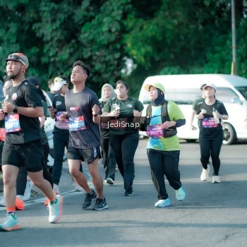 Runner Photo 3933265