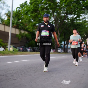Runner Photo 3933271