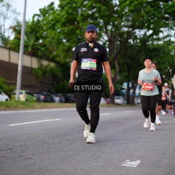 Runner Photo 3933279