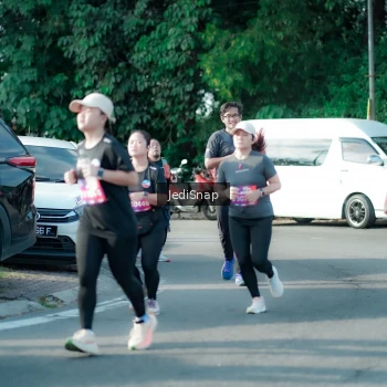 Runner Photo 3933287