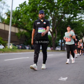 Runner Photo 3933300