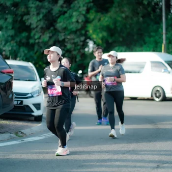 Runner Photo 3933307