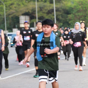 Runner Photo 3933343