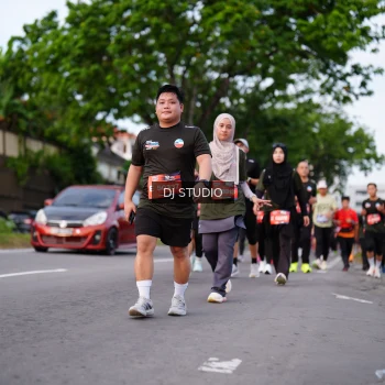 Runner Photo 3933390
