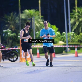 Runner Photo 3933453