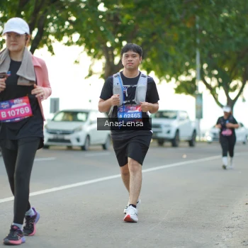 Runner Photo 3933500