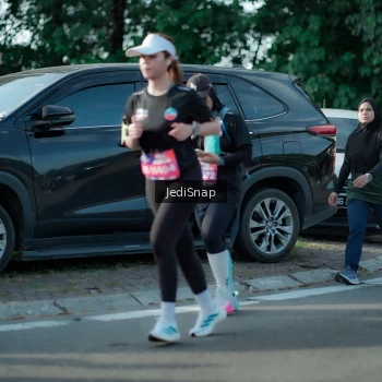 Runner Photo 3933501