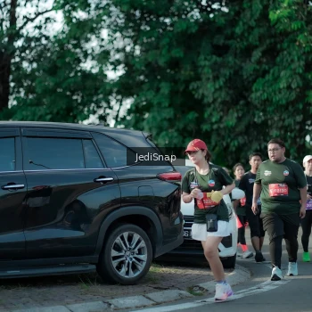 Runner Photo 3933514