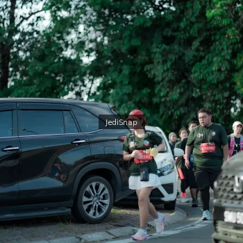 Runner Photo 3933531