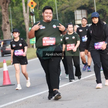 Runner Photo 3933570