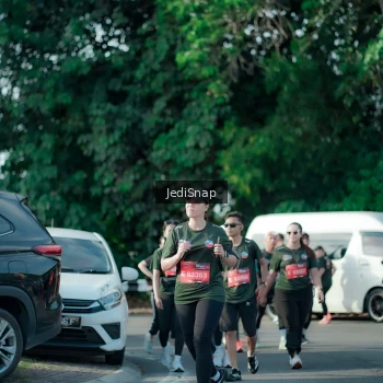 Runner Photo 3933636