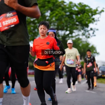 Runner Photo 3933641