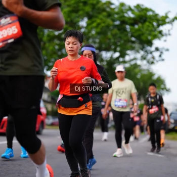 Runner Photo 3933644