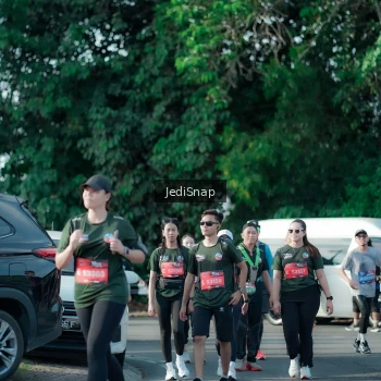 Runner Photo 3933663