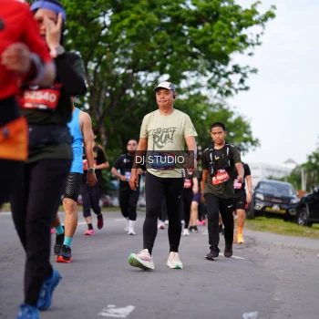 Runner Photo 3933668
