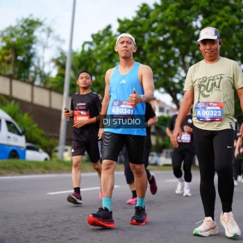 Runner Photo 3933714