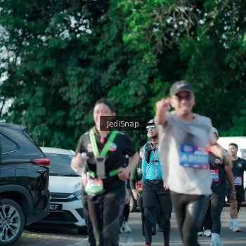 Runner Photo 3933745