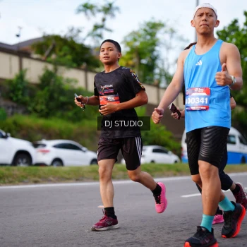 Runner Photo 3933752
