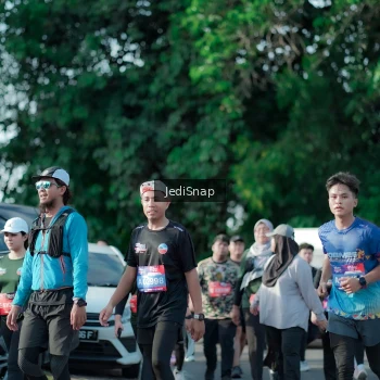 Runner Photo 3933760