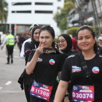 Runner Photo 3933812