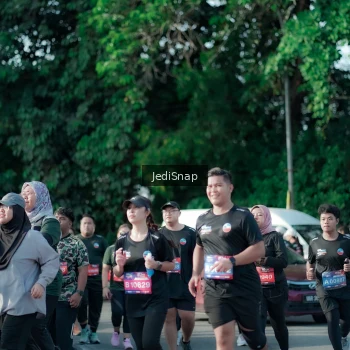 Runner Photo 3933814