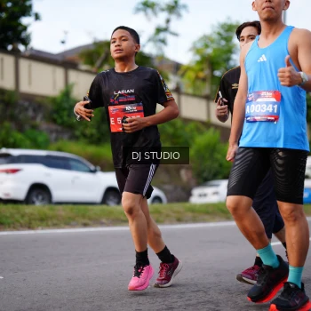 Runner Photo 3933816