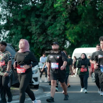 Runner Photo 3933818