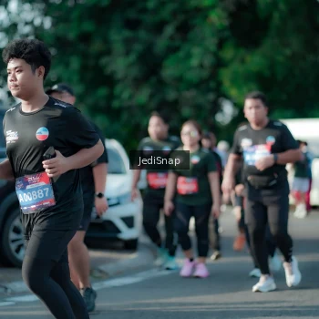 Runner Photo 3933833