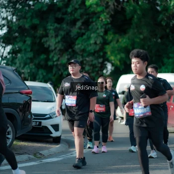 Runner Photo 3933839
