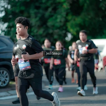 Runner Photo 3933842