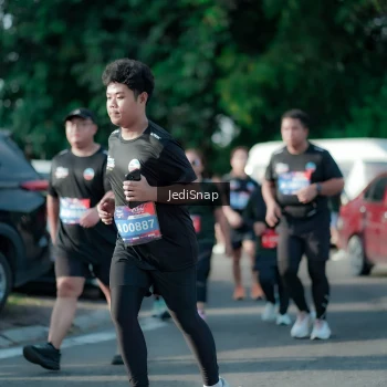 Runner Photo 3933851