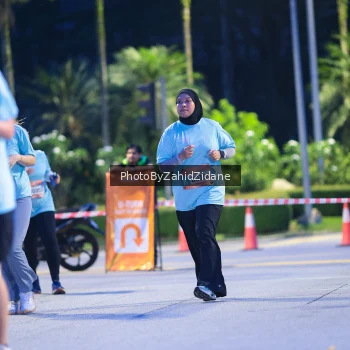 Runner Photo 3933876