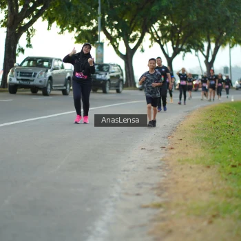 Runner Photo 3934086