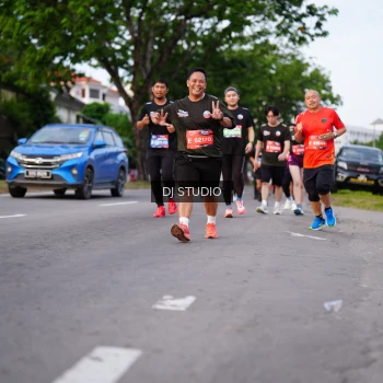 Runner Photo 3934096