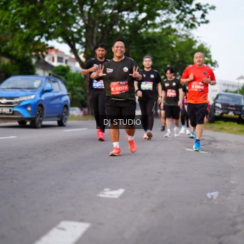 Runner Photo 3934131