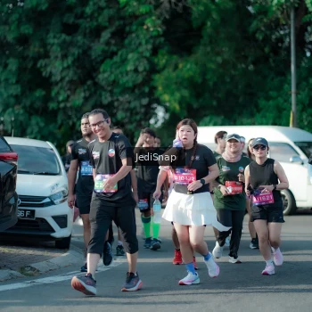 Runner Photo 3934136