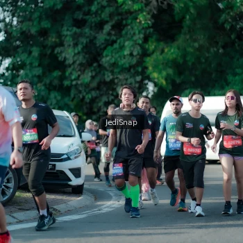 Runner Photo 3934210