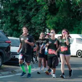 Runner Photo 3934231
