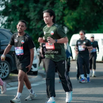 Runner Photo 3934276