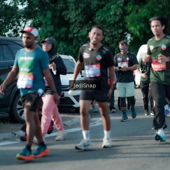 Runner Photo 3934293