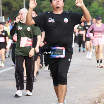 Runner Photo 3934303