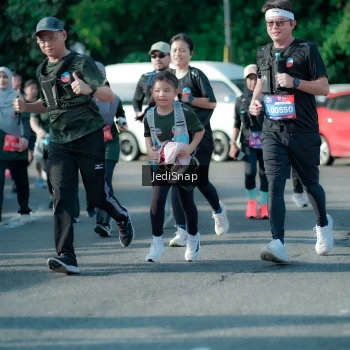 Runner Photo 3934329