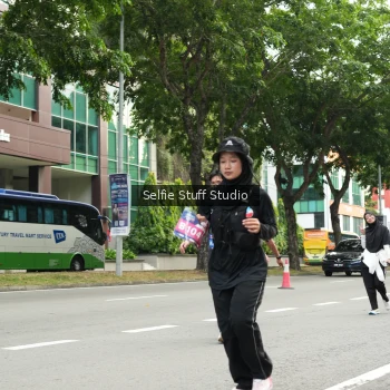 Runner Photo 3934337