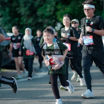 Runner Photo 3934348
