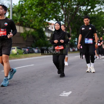 Runner Photo 3934360