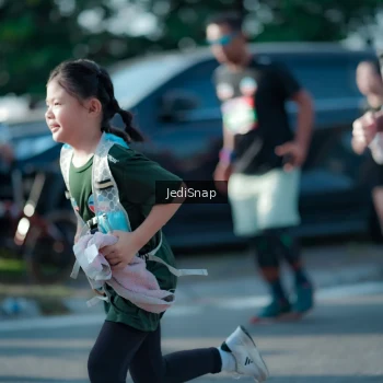 Runner Photo 3934370
