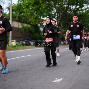 Runner Photo 3934371